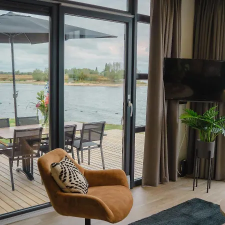 Holiday home Holiday Marinapark Bad Nederrijn-2 *